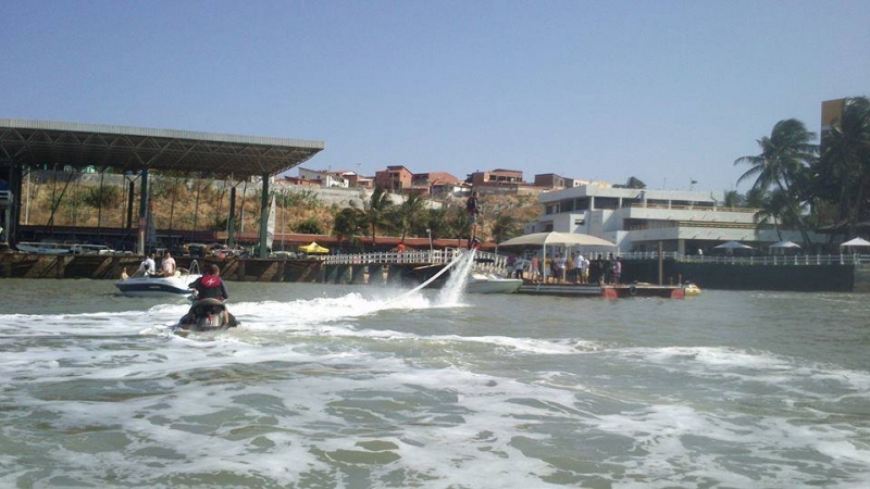 Acquafly sessão de minutos de flyboard fortaleza Barato Coletivo